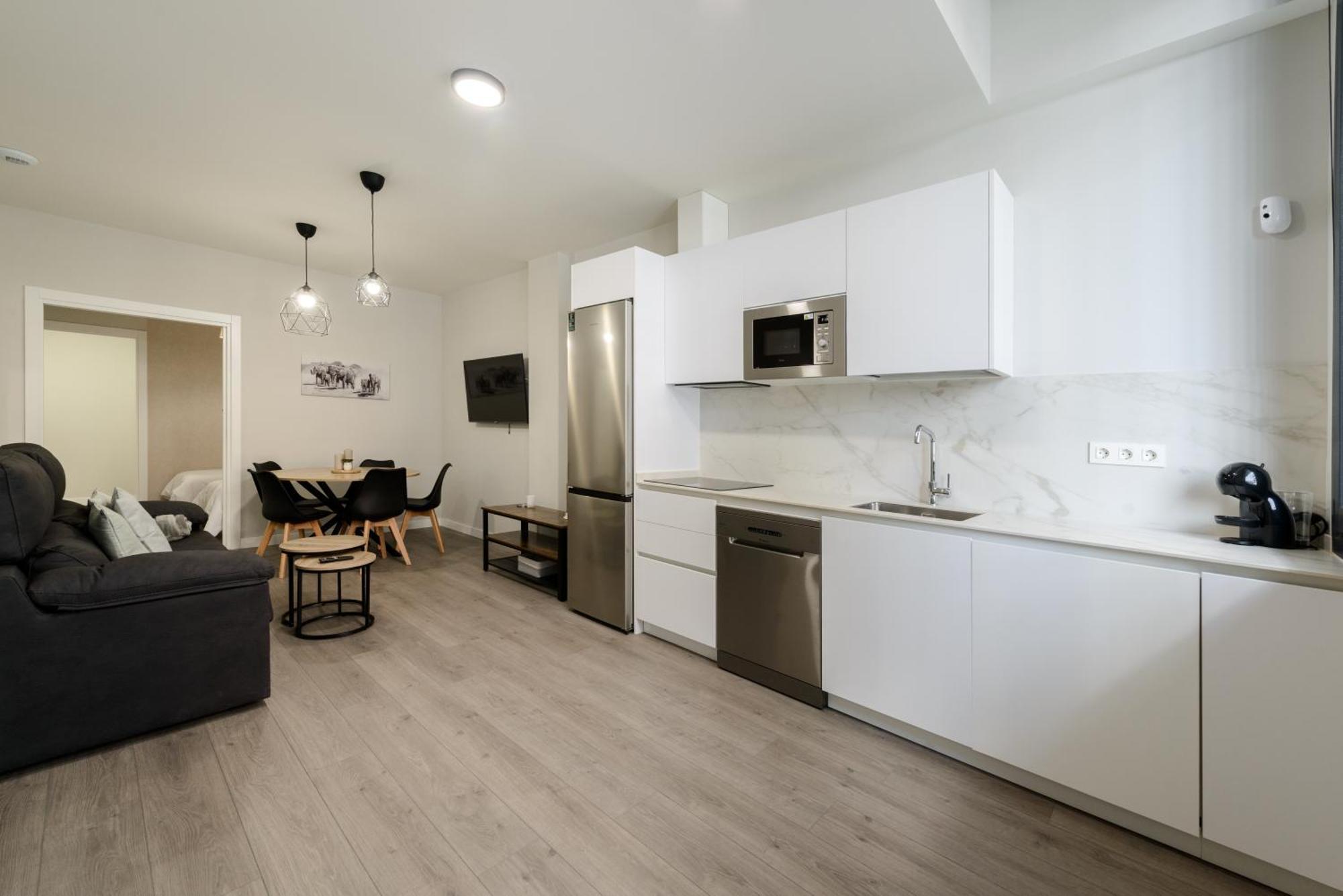 Torrejon Suites 托雷洪-德阿尔多斯 外观 照片